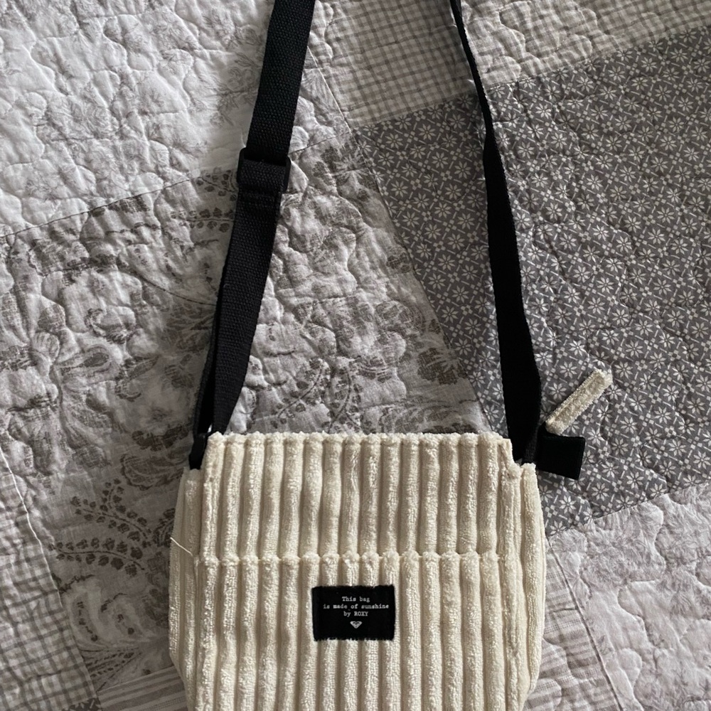 Roxy Textured Cream Crossbody Bag